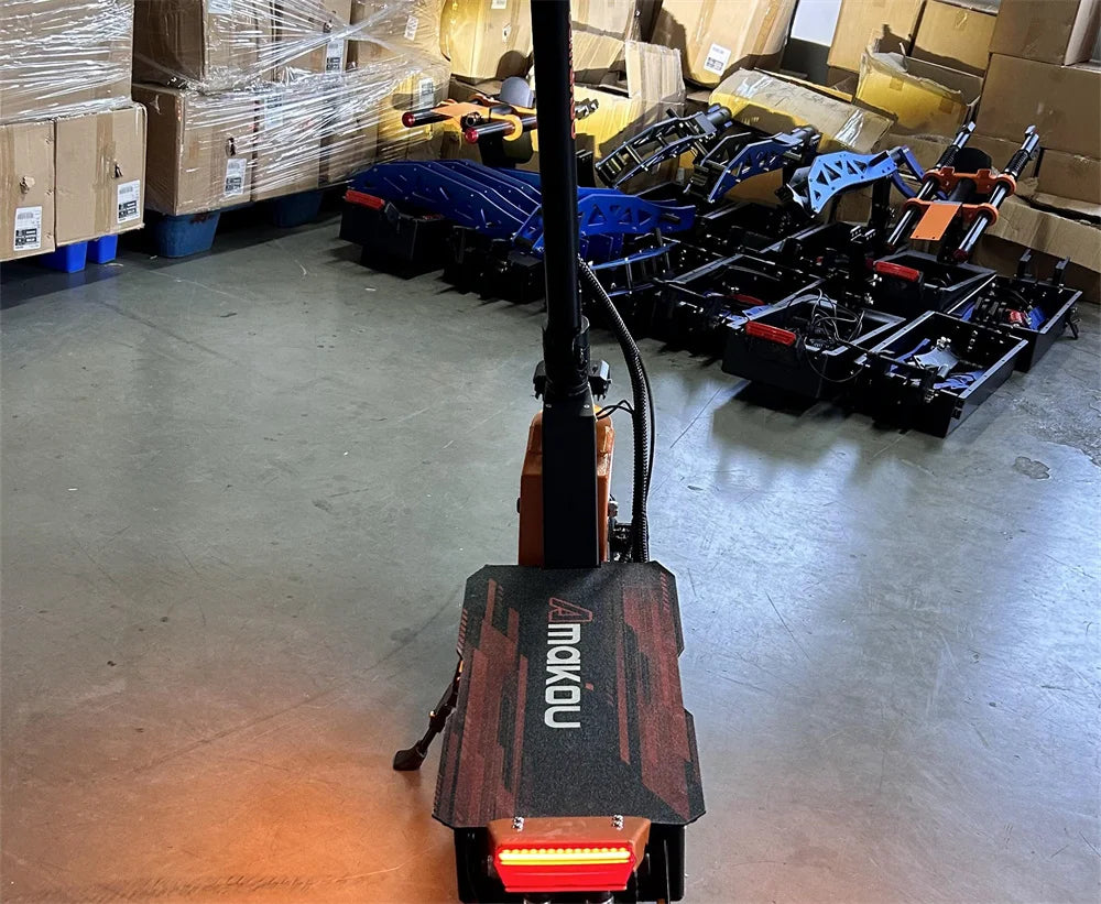 TOURSOR X5 USA EU UK E Scooters 6000W Dual Motor 60V40ah Electric Scooter Adult 11 Inch Off-road Vacuum Tire E-Scooter