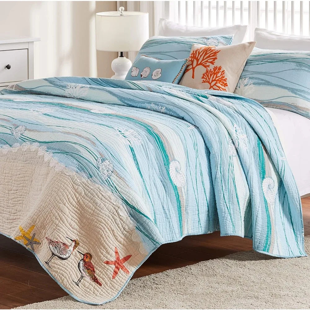 Home Maui Embroidered Coastal Quilt Set, Full/Queen (3-Piece)