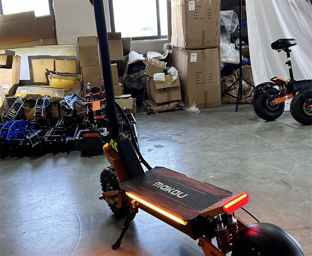 TOURSOR X5 USA EU UK E Scooters 6000W Dual Motor 60V40ah Electric Scooter Adult 11 Inch Off-road Vacuum Tire E-Scooter
