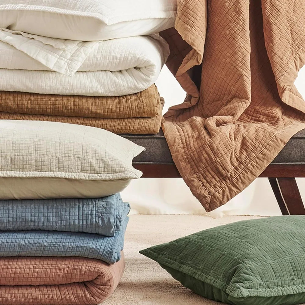 King Size Stonewashed Cotton Quilt Set, Ultra Soft Oversized Coverlet with Lightweight Crinkle Stitch Pattern