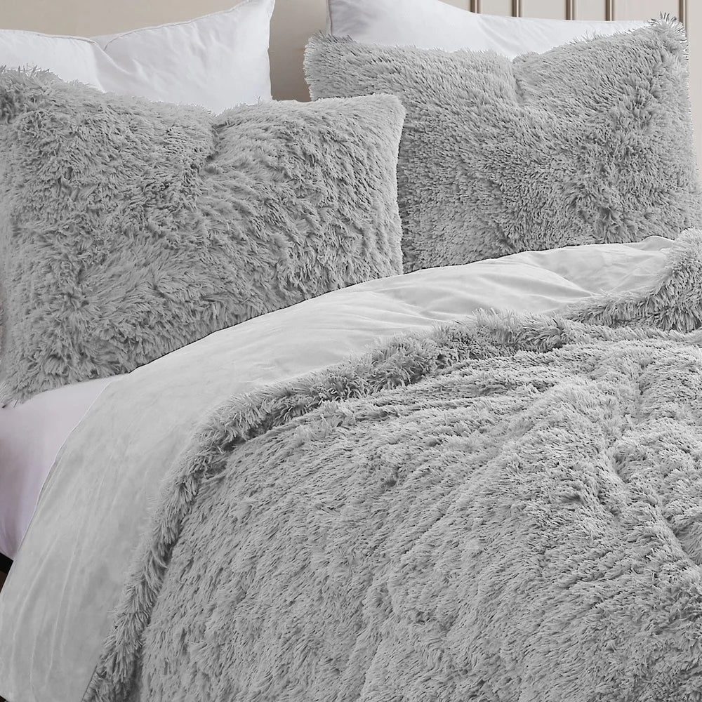 Plush Faux Fur Microfiber Comforter Bedding Set with 2 Pillow Shams Cozy King Size All Season Warmth