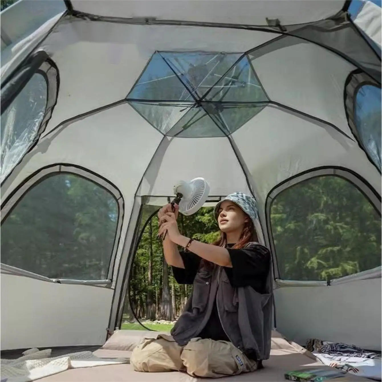 Pop up tents for camping waterproof Portable Windproof tents for 4 person family tent with Skylight and 2 Doors with Poles