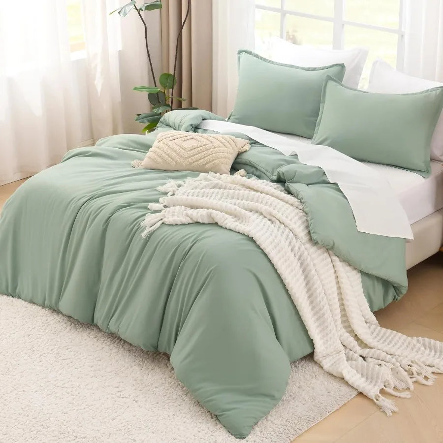Lightweight Sage Green Full Size Bed Set with 3 Pieces Soft AllSeason Down Alternative Quilt Blanket for Cozy Bedroom Comfort I