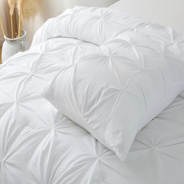 King Comforter Set, 3 Pieces Pintuck Bedding Set with 1 Down Alternative Comforter and 2 Pillow Shams, White