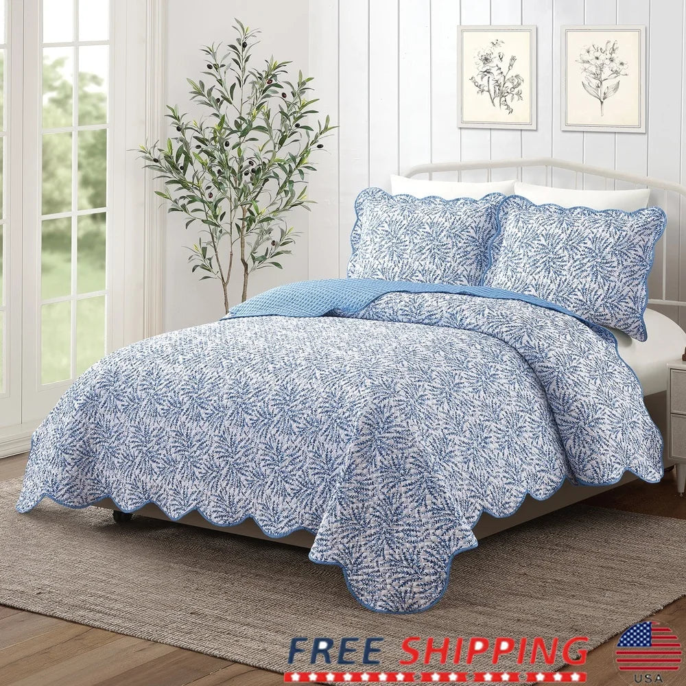 Blue Fern 3-Piece Quilt Set Full Queen Soft Polyester Bedding Set with Shams Cooling Technology Elegant Scalloped Edges Classic