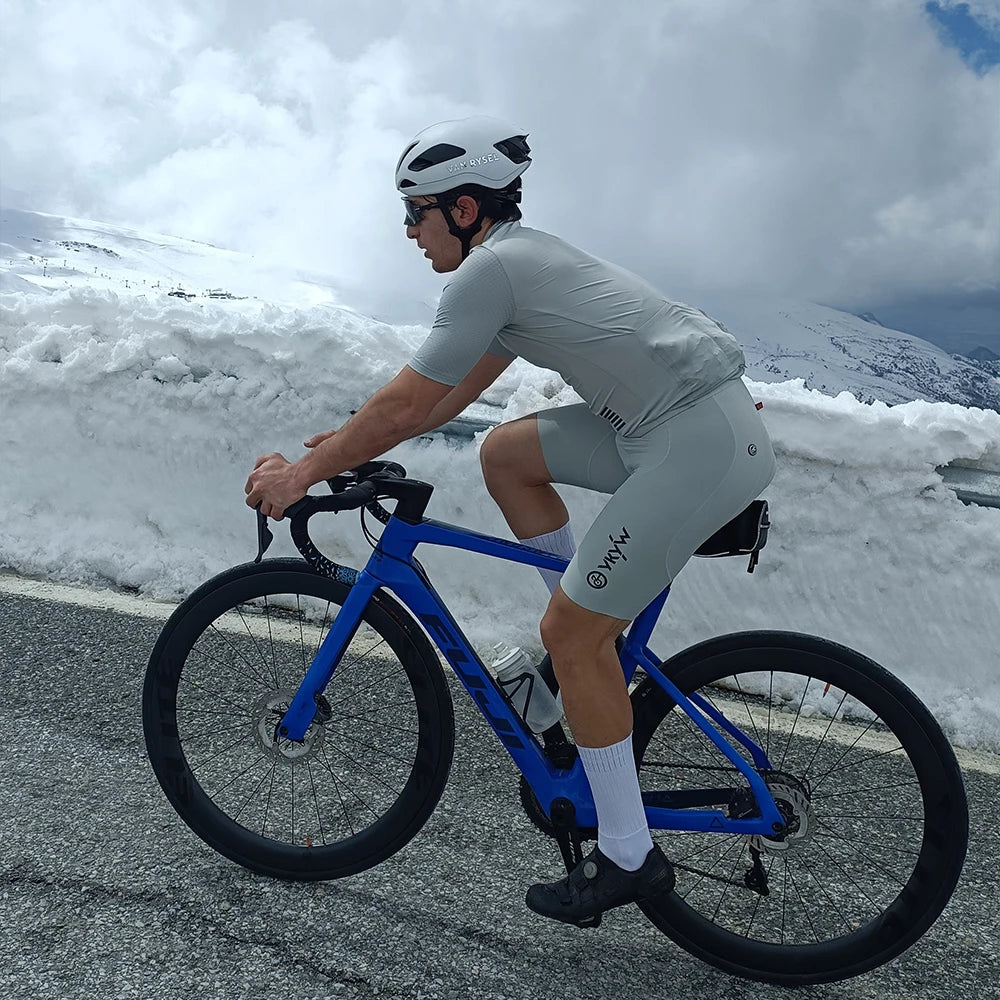 YKYWBIKE Men Cycling Bib Shorts Italy Padding 7Hour Riding 3D Bicycle Bibs Pants Breathable Hollow Back Seamless Road Bike Pants