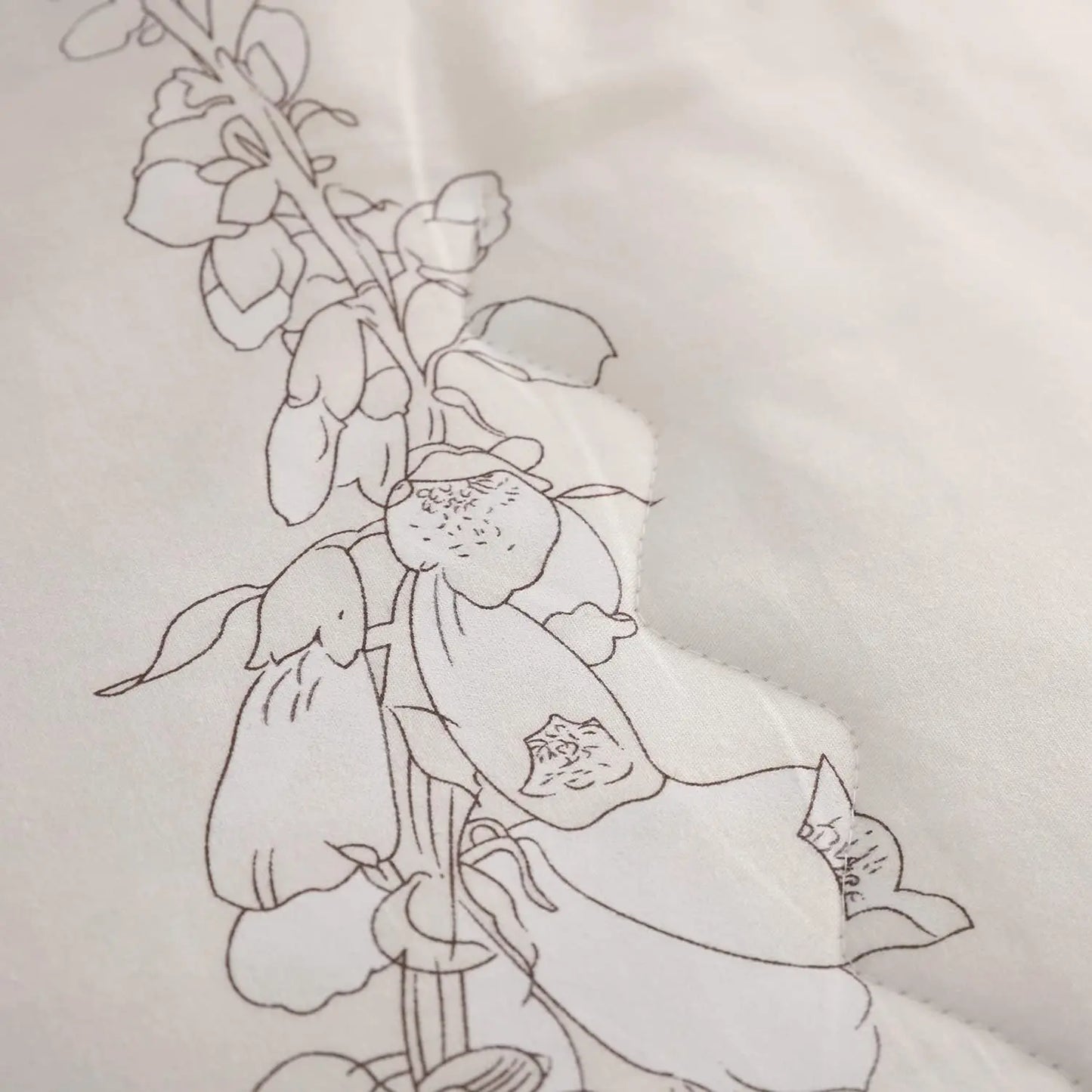 SLEEPBELLA Comforter 600 Thread Count Cotton Brown Branches and Blue Flowers Off-White Comforter Down Alternative Bedding Sets