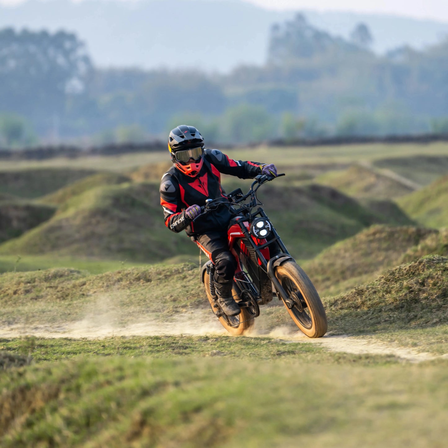 Electric Off-Road Bike Luckeep M5 Max 20x4" 2000W,37.5Mph,80Mile,52V 20Ah,7 Speed, Wide Tire All Terrain E-Bike,New