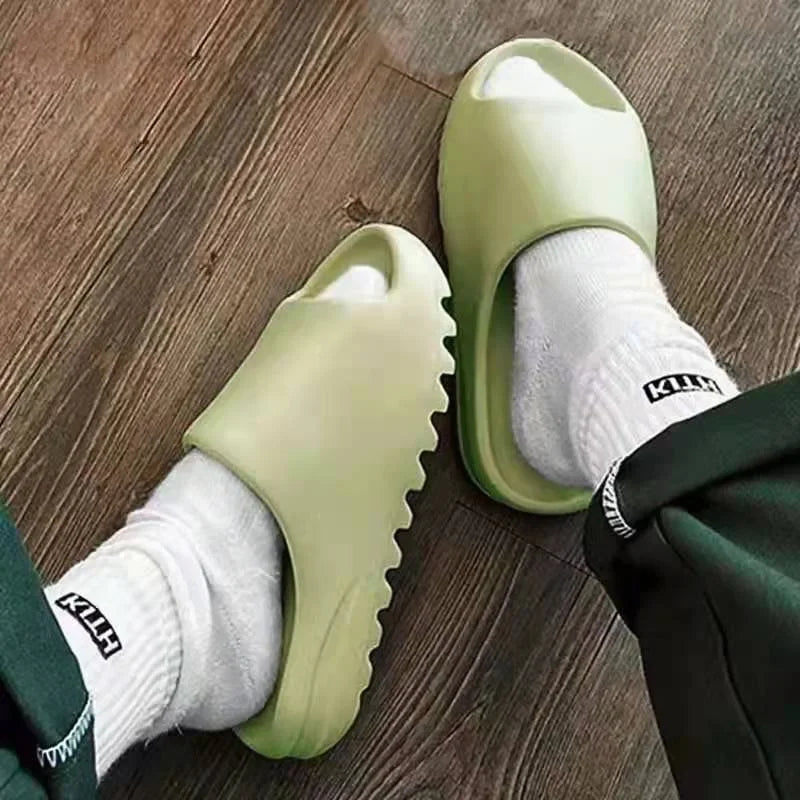Brand High Quality Super Soft EVA Sole Summer Slippers for Men Bathroom Slippers Home Slides Couple Beach Sandals Male Slipper