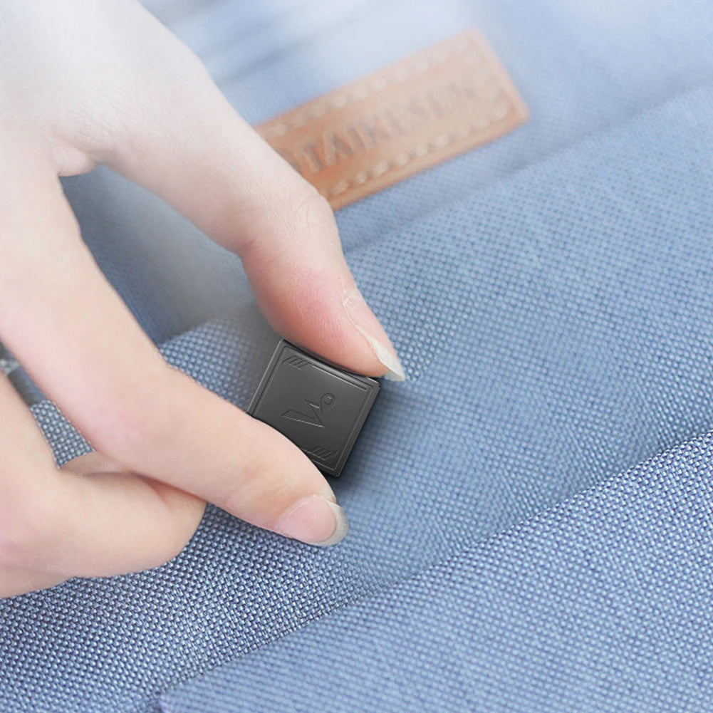 4G GPS Tracker with App Mini Vehicle GPS Locator Portable GPS Positioner for Elderly Children Pets Car