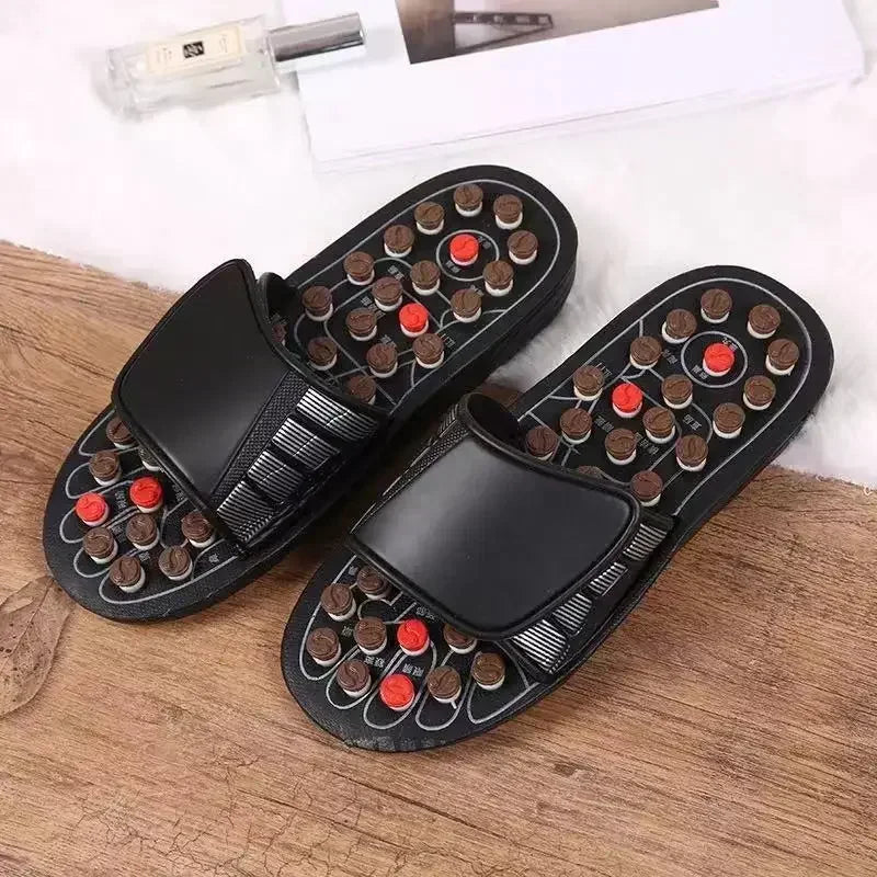 A Pair Of Acupoint Massage Slippers For Both Men And Women, Chinese Style Acupoint Rotating Foot Massage Shoes, Unisex Style