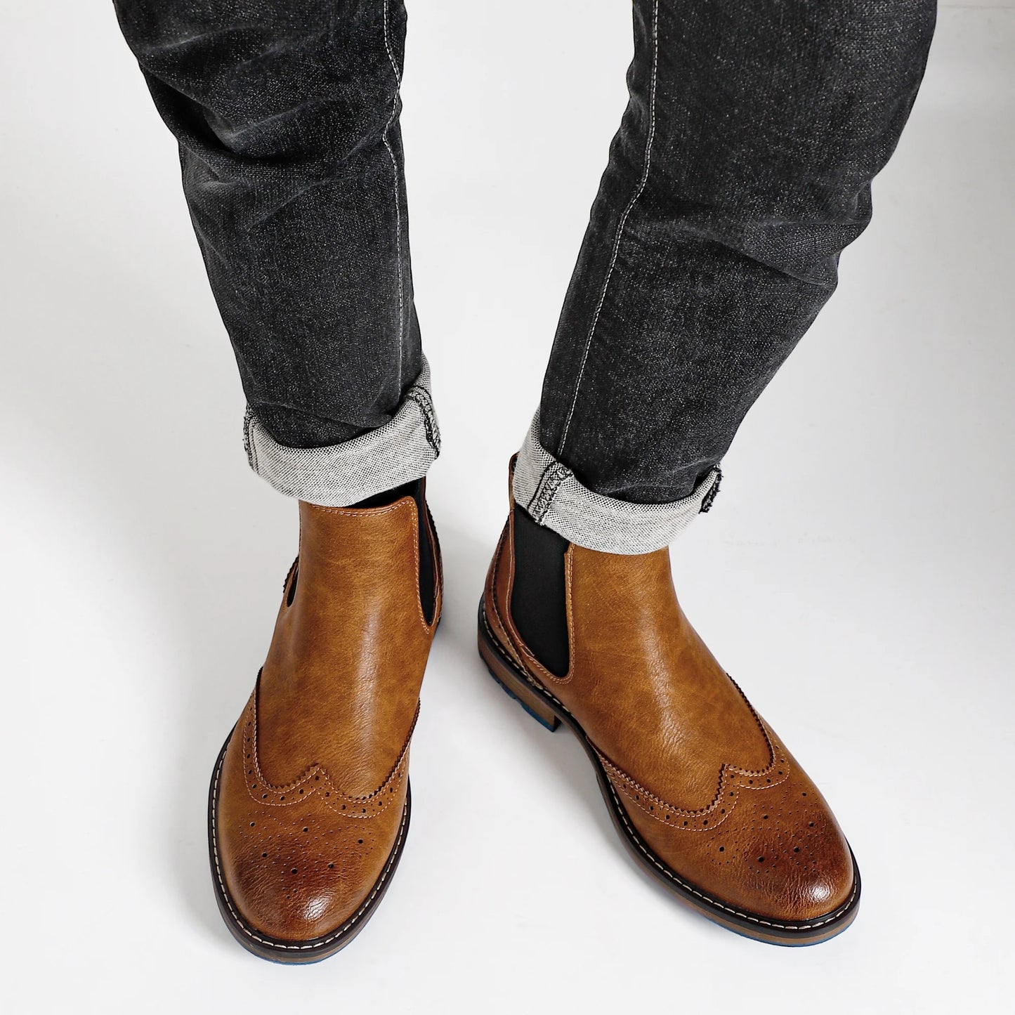 Classical Brogue Chelsea Men Boots Comfortable Fashion Leather Boots