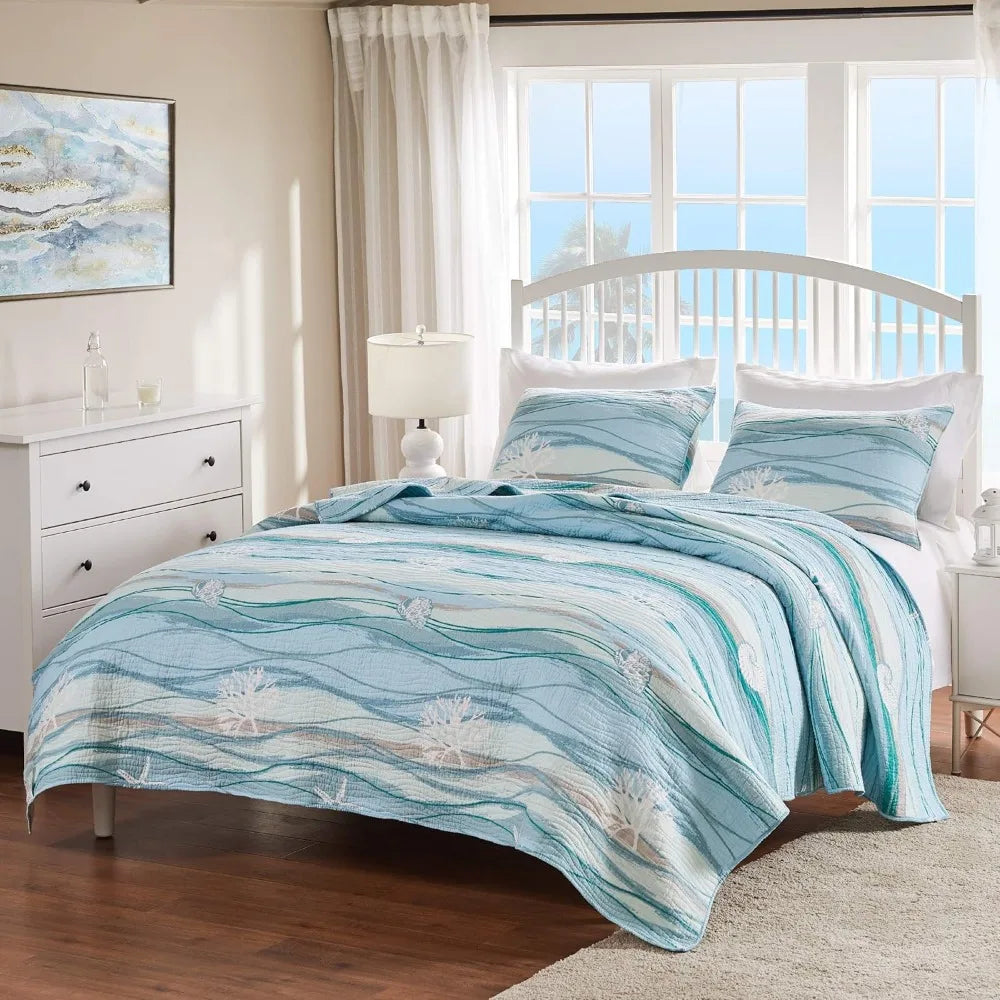 Home Maui Embroidered Coastal Quilt Set, Full/Queen (3-Piece)