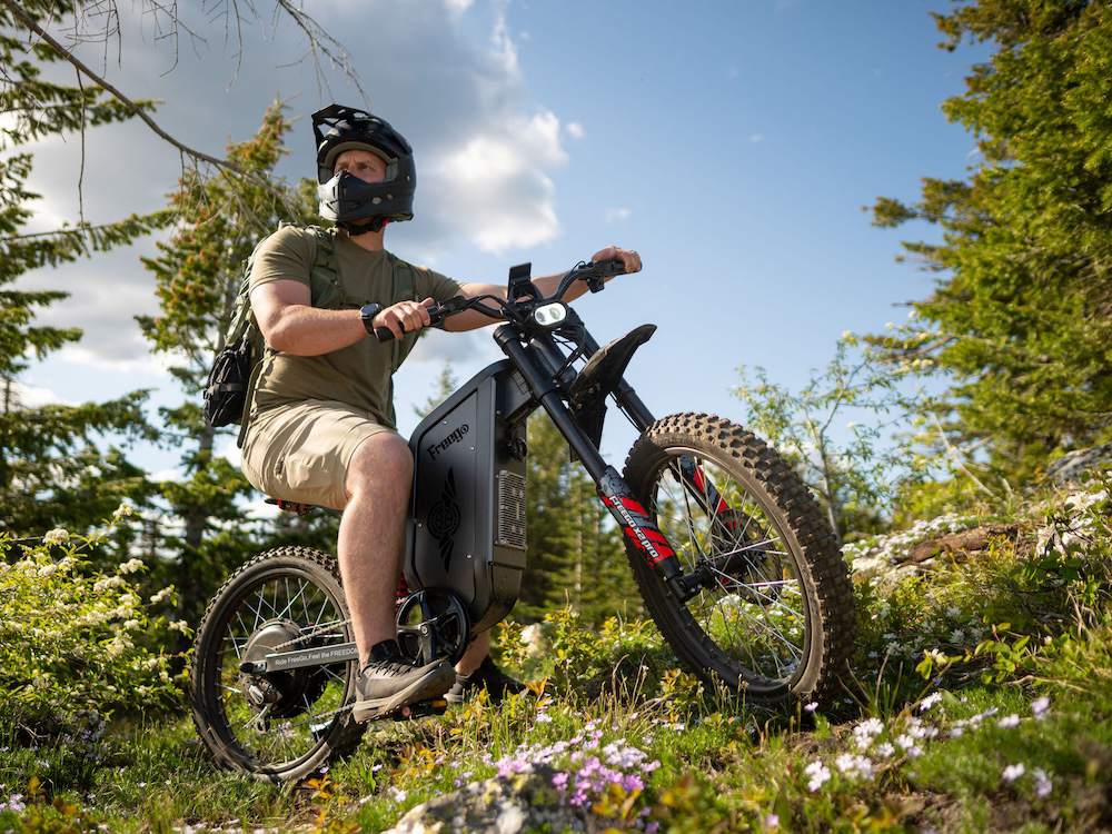 Freego Electric Dirt Bike for Adults X2 Pro Electric Motorcycle 6000W Motor 1800wh Battery Full Suspension 50MPH off-road E-Bike