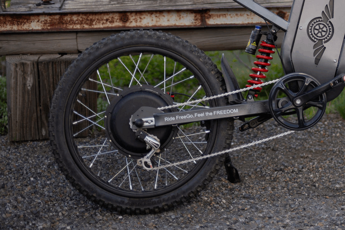 Freego Electric Dirt Bike for Adults X2 Pro Electric Motorcycle 6000W Motor 1800wh Battery Full Suspension 50MPH off-road E-Bike